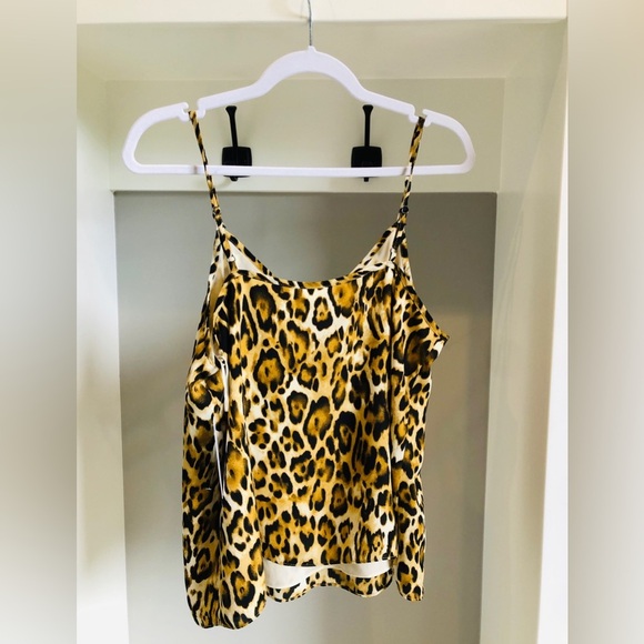 Abound Animal Print Top NWT - Picture 2 of 4